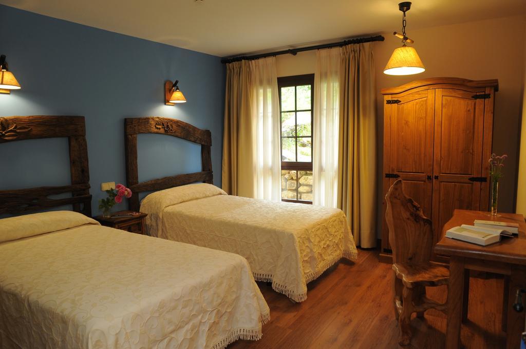 El Quesar De Gamoneo Hotell Gamonedo de Cangas Rum bild